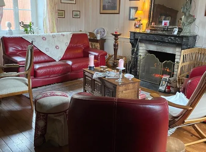 Le Trianon Frühstückspension 3*